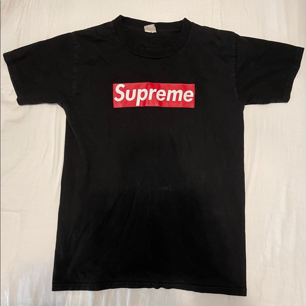 Supreme Logo Tee